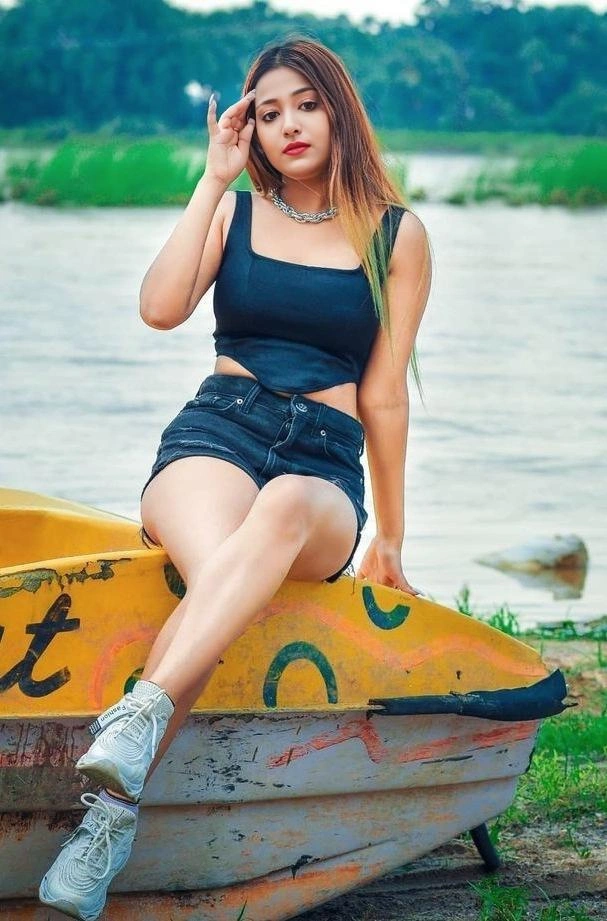 Escort Image